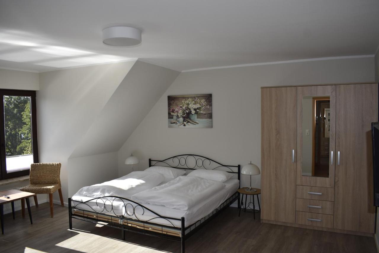 Pension Zur Schleuse Garni Am Elbe Luebeck - Kanal In Witzeeze Buitenkant foto