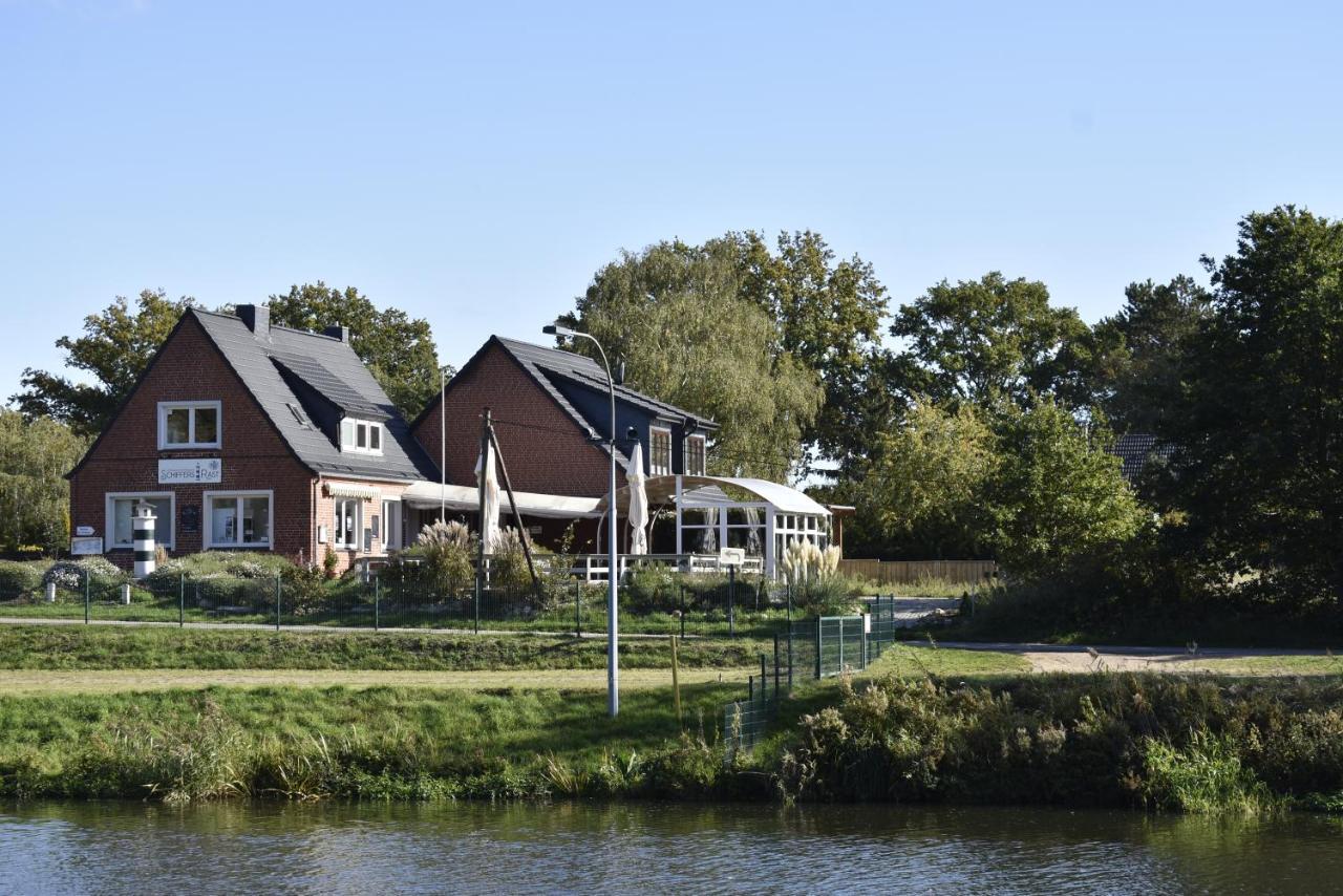 Pension Zur Schleuse Garni Am Elbe Luebeck - Kanal In Witzeeze Buitenkant foto