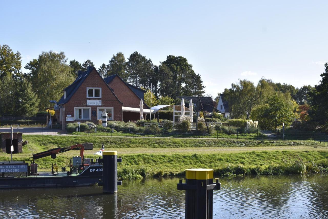 Pension Zur Schleuse Garni Am Elbe Luebeck - Kanal In Witzeeze Buitenkant foto